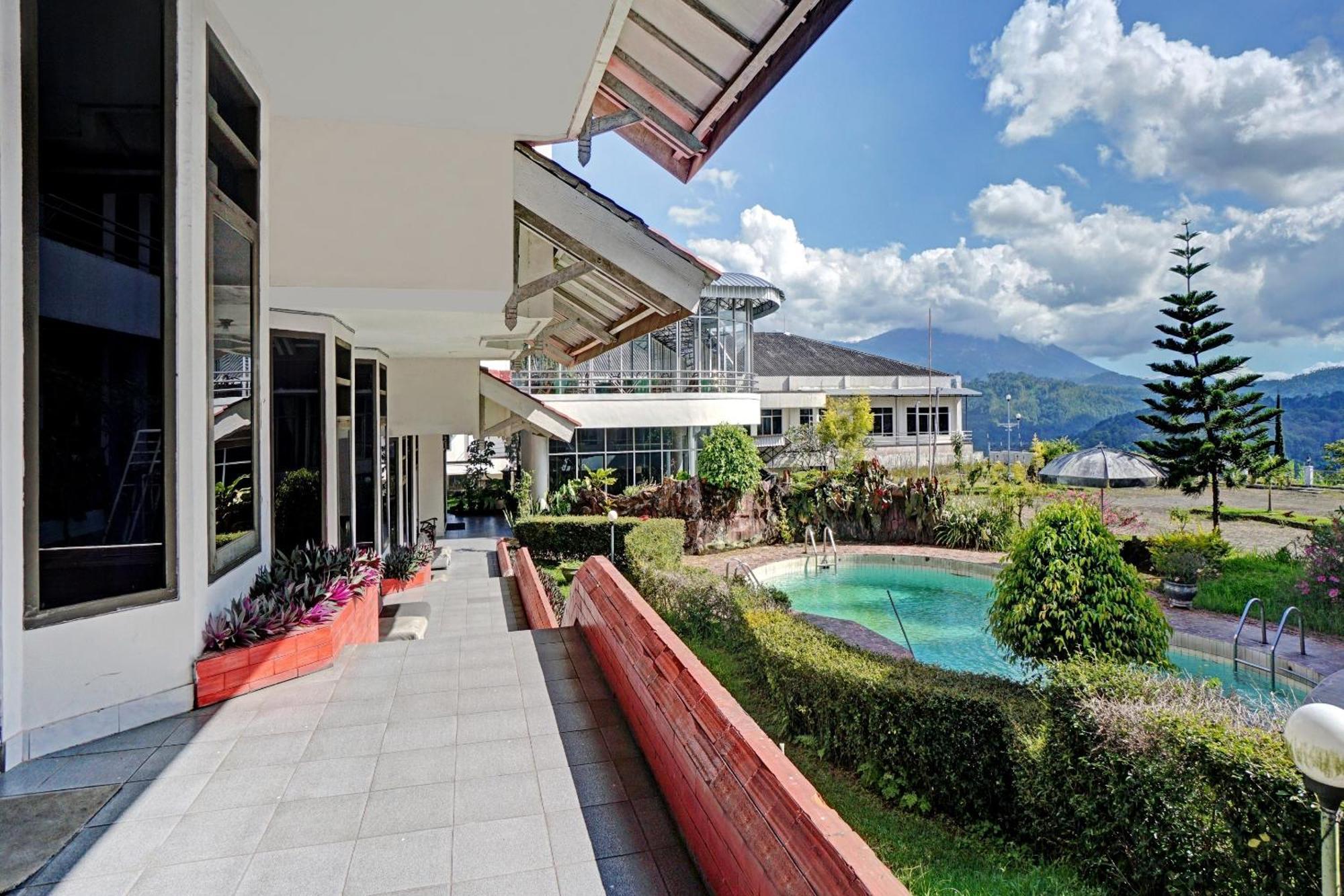 Oyo 90028 Hotel Victory Batu  Exterior photo