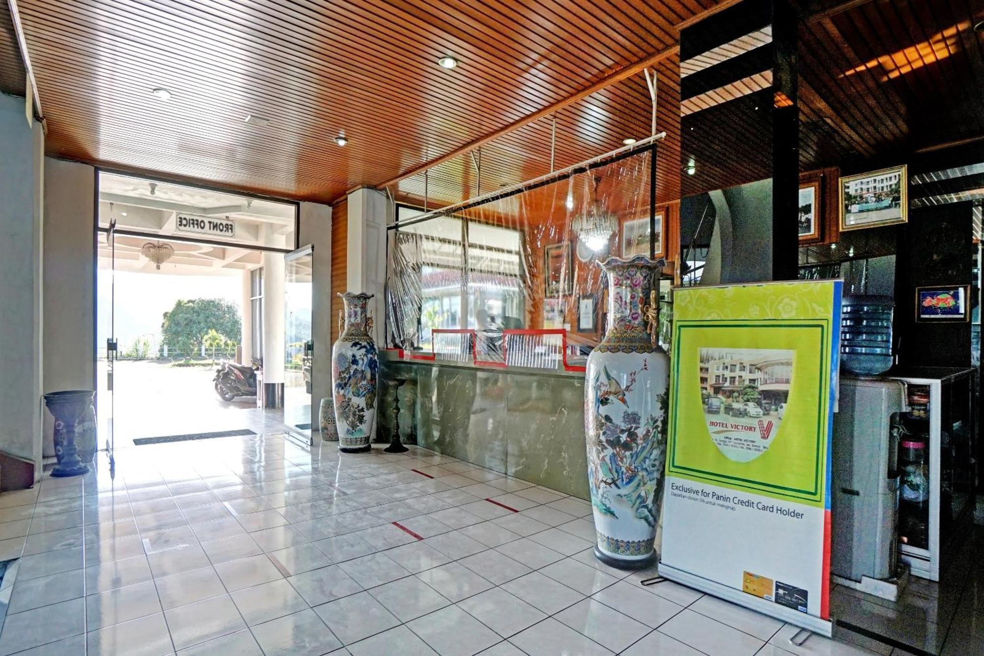 Oyo 90028 Hotel Victory Batu  Exterior photo