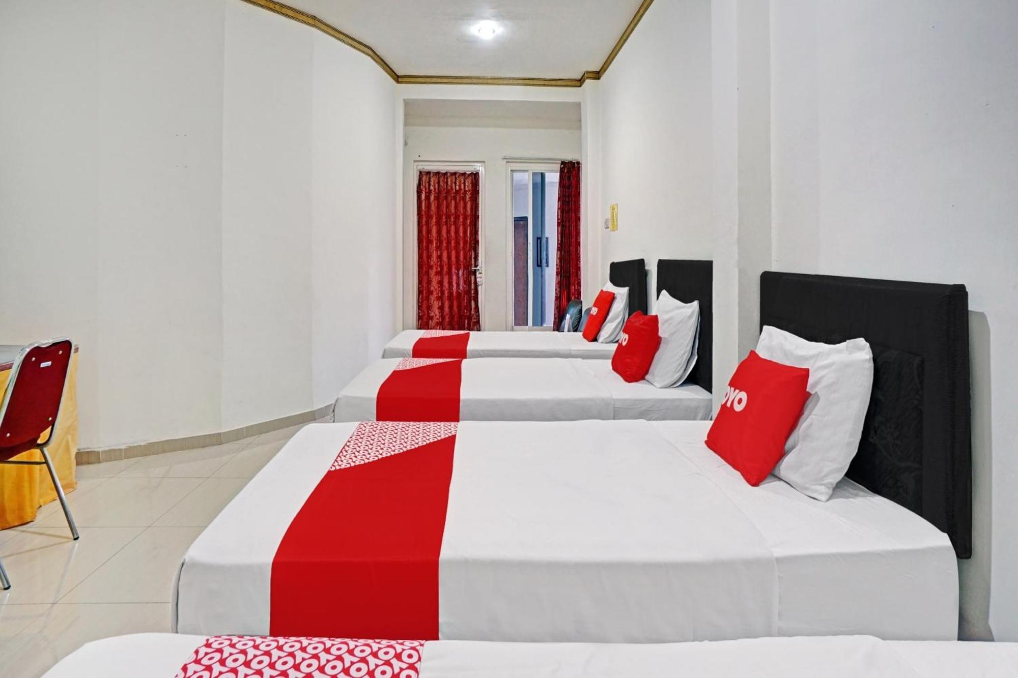 Oyo 90028 Hotel Victory Batu  Exterior photo